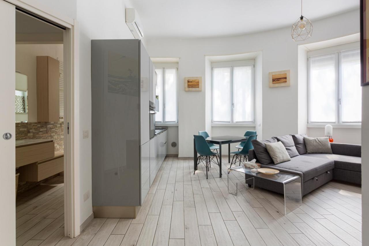 Spacious Retreat Steps From Lambrate Metro- Via Pacini Milano